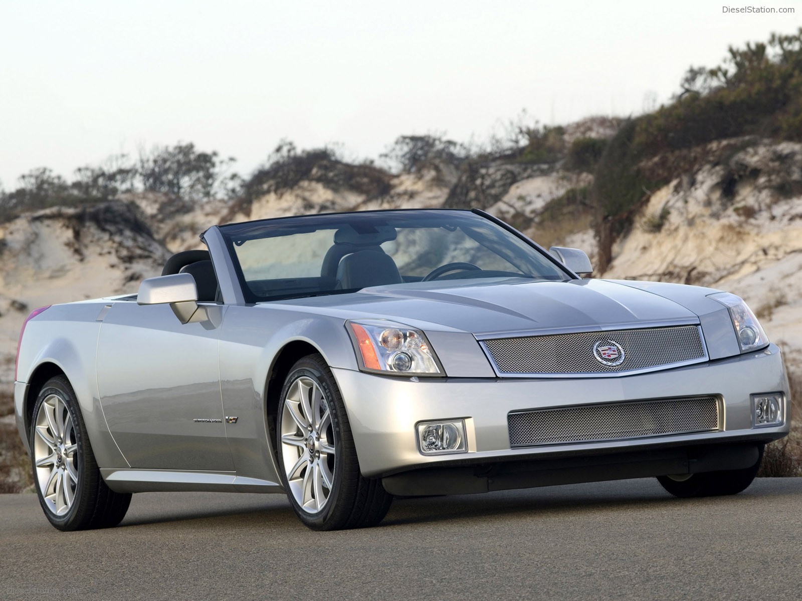 Cadillac XLR V